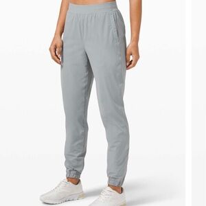 EUC Lululemon Adapted State High-Rise Jogger *28" Rhino Grey size 6